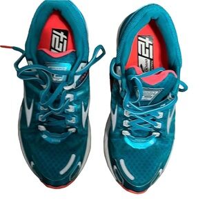 Brooks Women’s Sneakers size 8.5